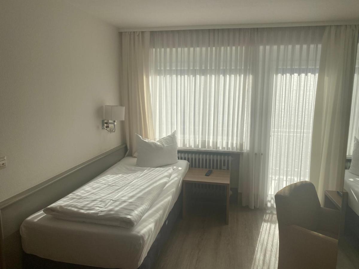 Bodenseehotel Krone & Gaestehaus Bodman-Ludwigshafen Dış mekan fotoğraf